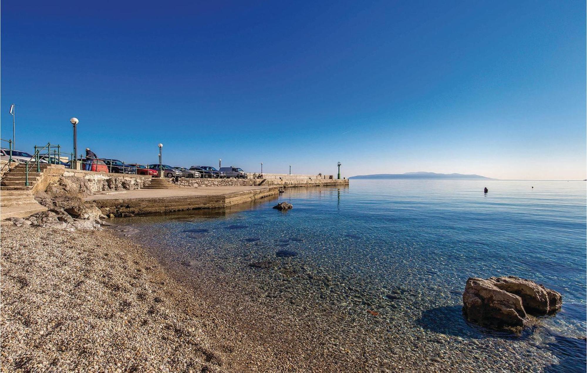 Beautiful Apartment In Lovran With Wifi Buitenkant foto